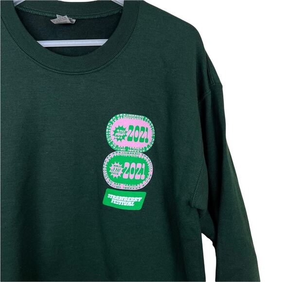 Strawberry Festival Crewneck Sweatshirt Size Medium - Picture 3 of 11
